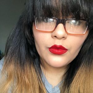 Meet your Posher, Sophia